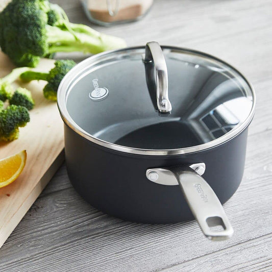 GreenPan couvercle en verre Chatham montrant contrôle visuel et conservation de chaleur