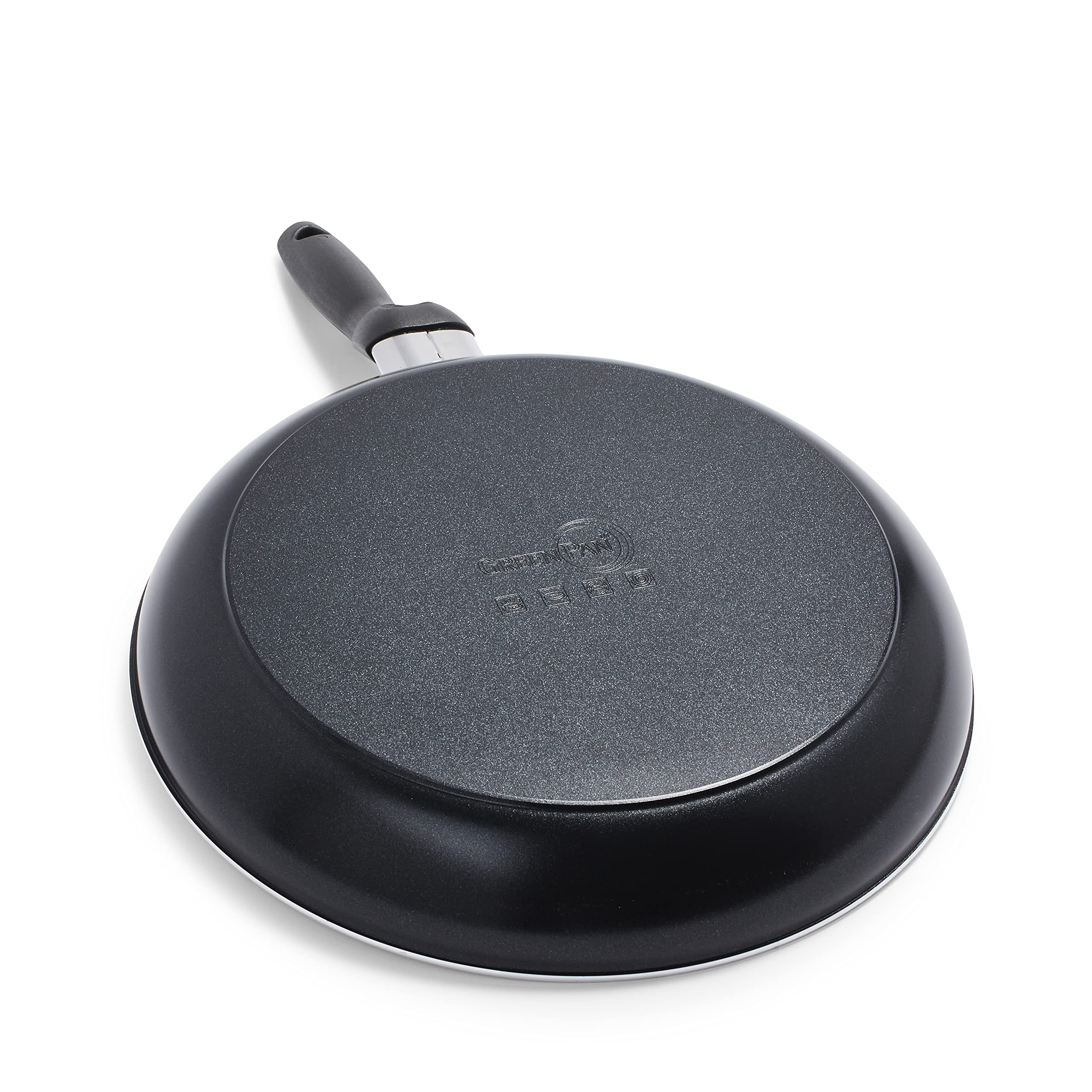 GreenPan sauteuse en action cuisson uniforme pour résultats professionnels à la maison