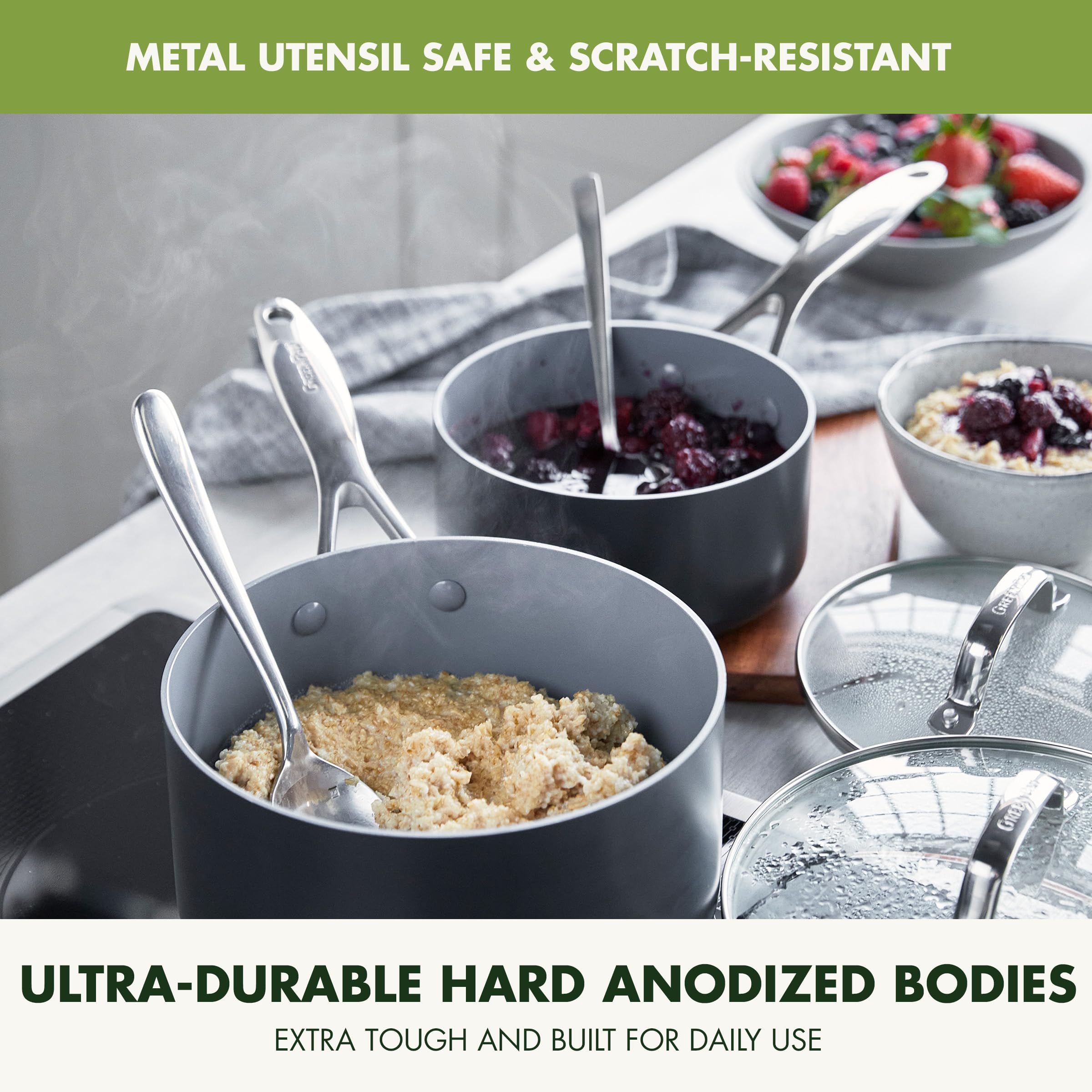 GreenPan set au four illustrant sécurité jusqu'à 600°F et cuisson homogène
