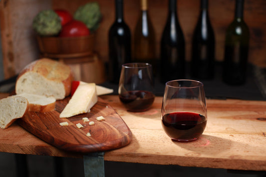 GSM Brands ensemble de 8 verres sur table pour réception extérieure