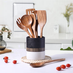 Gudamaye spatule et cuillère de 33 cm montrant prise confortable