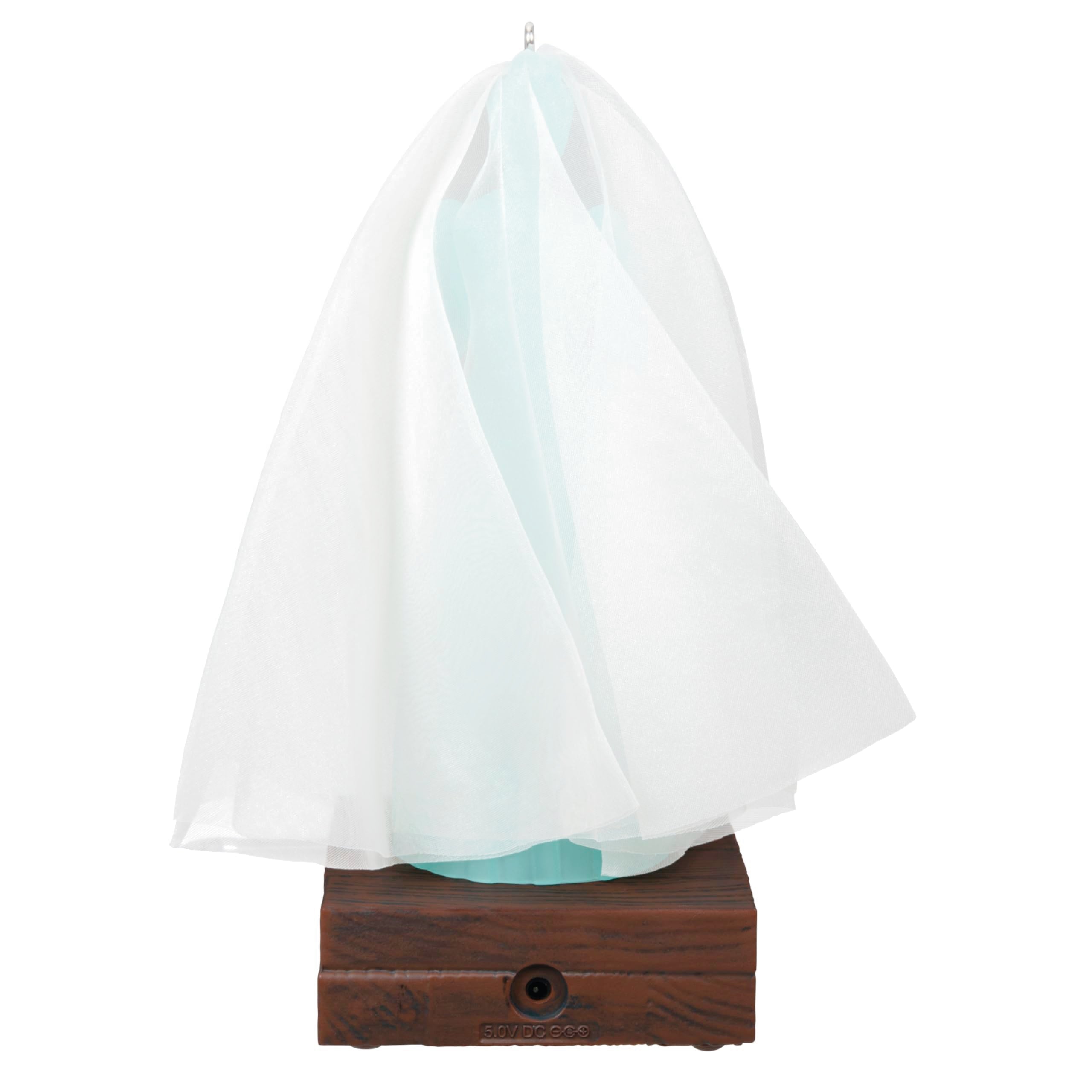 Hallmark Constance Hatchaway profil robe détaillée montrant la finition soignée
