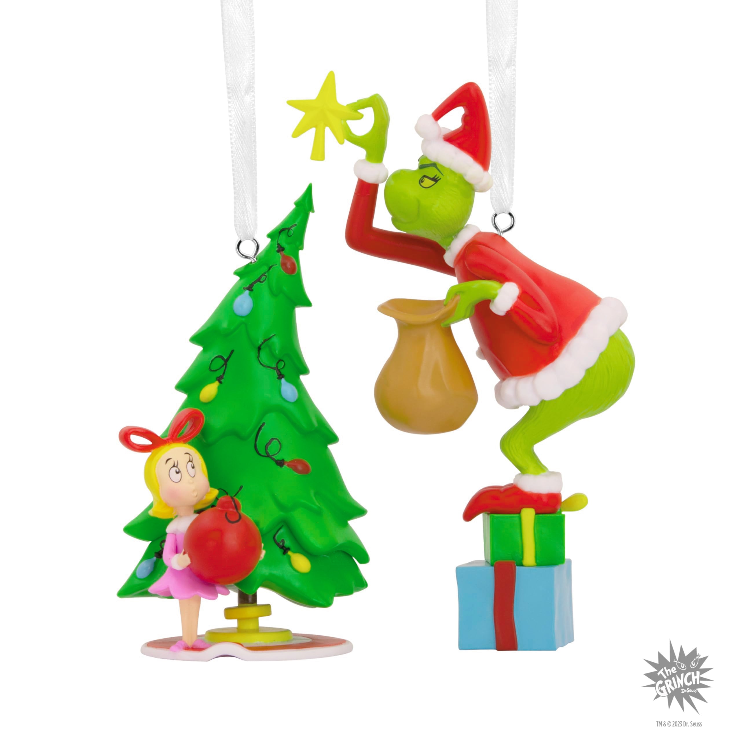 Hallmark ornements sur sapin, ambiance festive et mise en scène chaleureuse