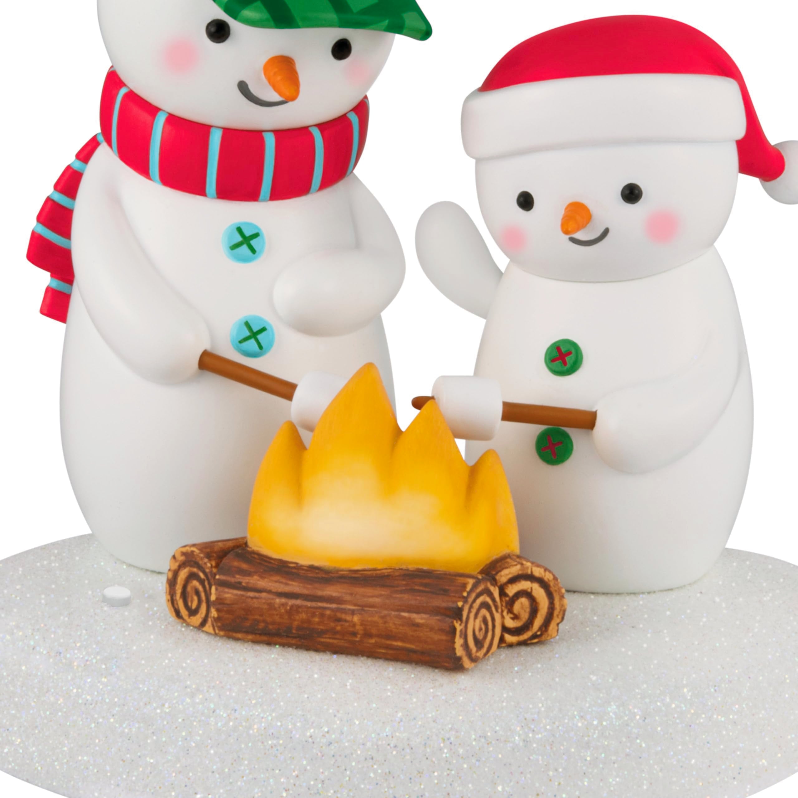 Hallmark zoom sur guimauves, scène conviviale pour le sapin