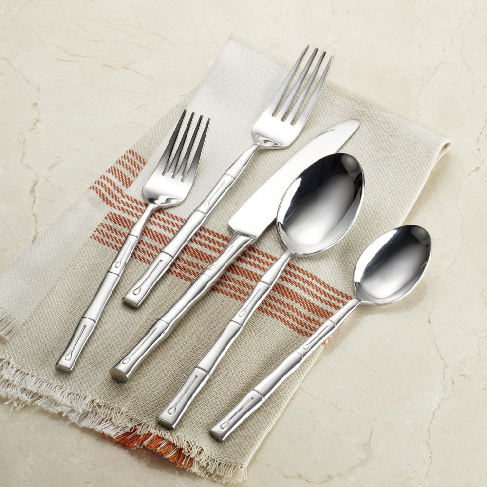 Hampton Forge détail cuillère bowl généreux pour un service pratique