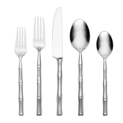 Hampton Forge emballage avant montrant le service et son design bambou