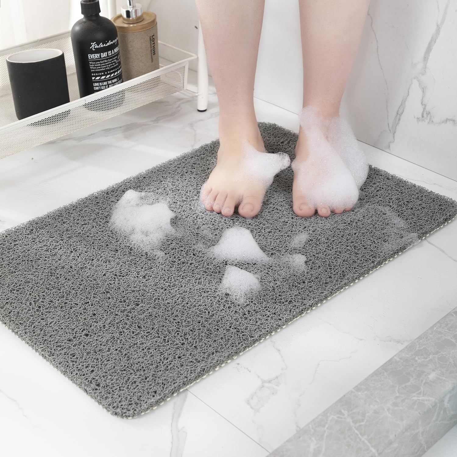 Hargiis tapis face avant visible sur baignoire, sécurité immédiate