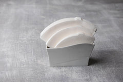 HARIO filtre installé dans V60 en cours d’extraction pour café propre