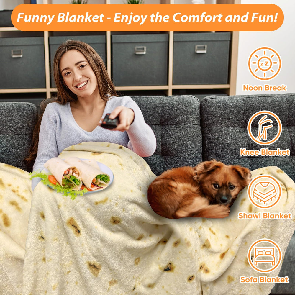 HDFK couverture sur canapé décor ajoutant touche ludique à la pièce