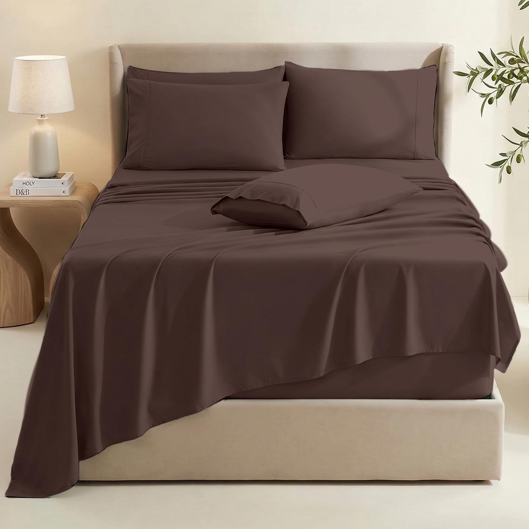 Hearth & Harbor gros plan du tissu microfibre montrant douceur et durabilité