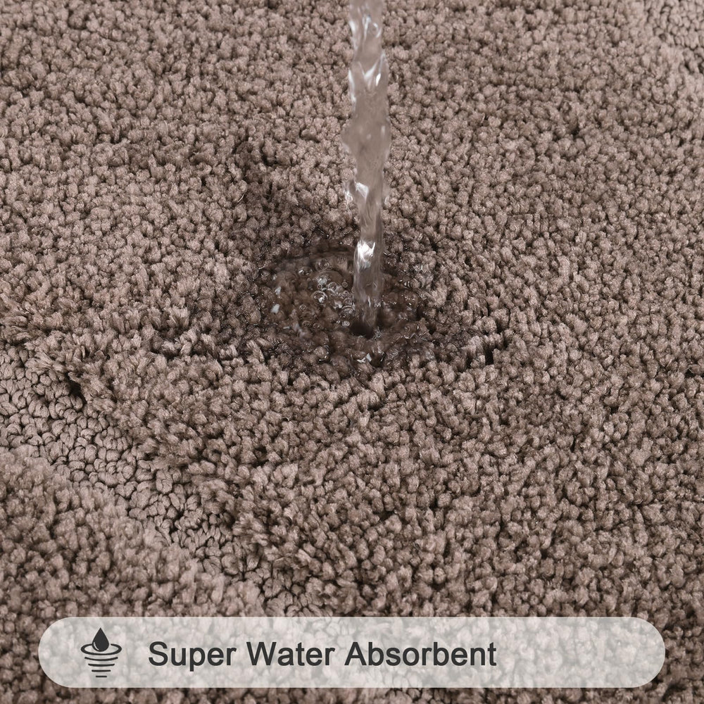 HEBE RUGS tapis devant douche en usage, absorption efficace
