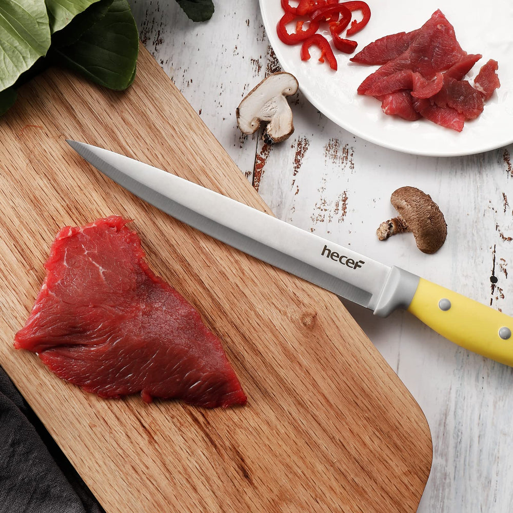 hecef ensemble cuisine déployé montrant variété de couteaux inclus