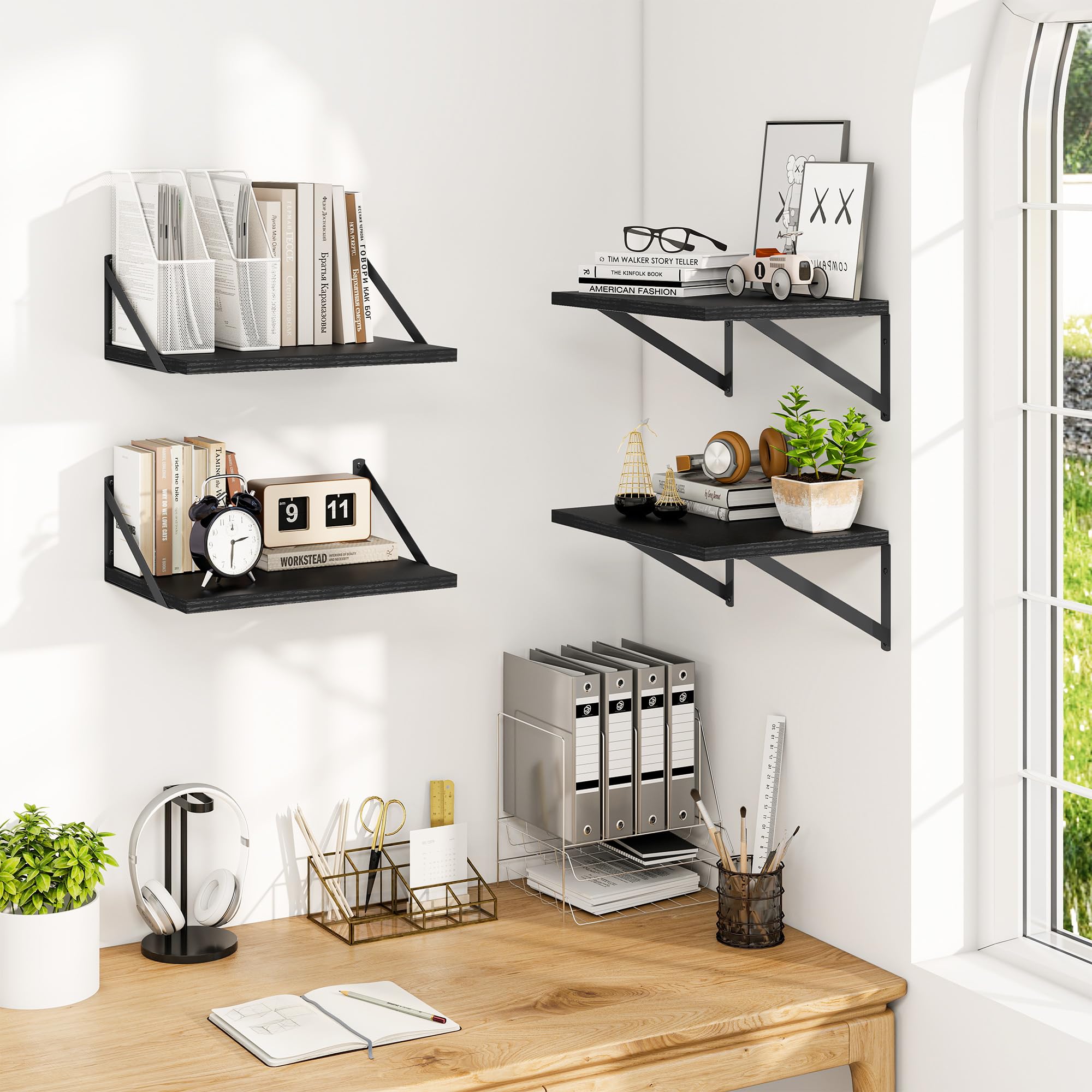 Heimlove ensemble de quatre étagères montées illustrant configuration modulaire
