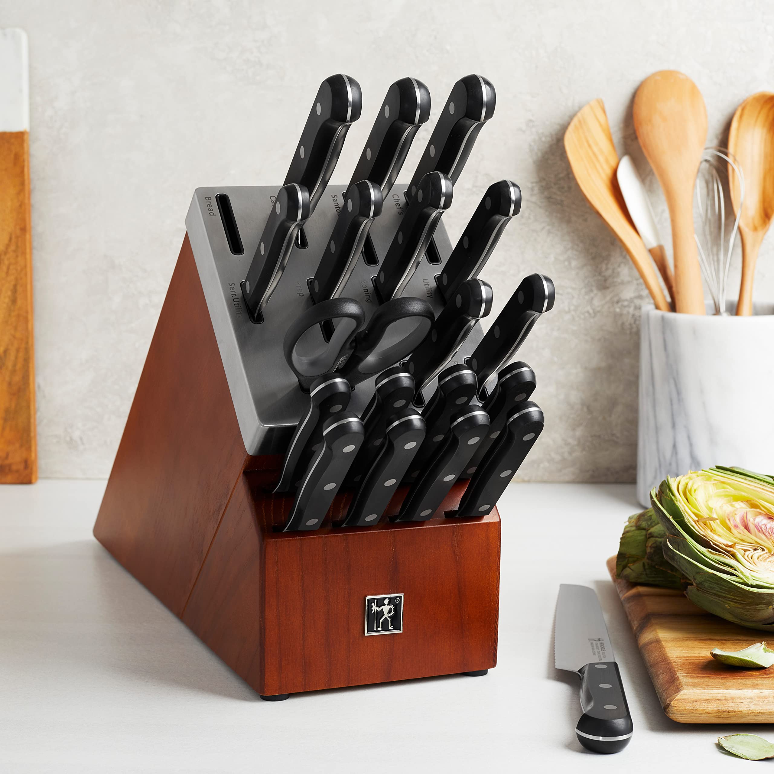 HENCKELS assortiment de couteaux steak pour service à table net