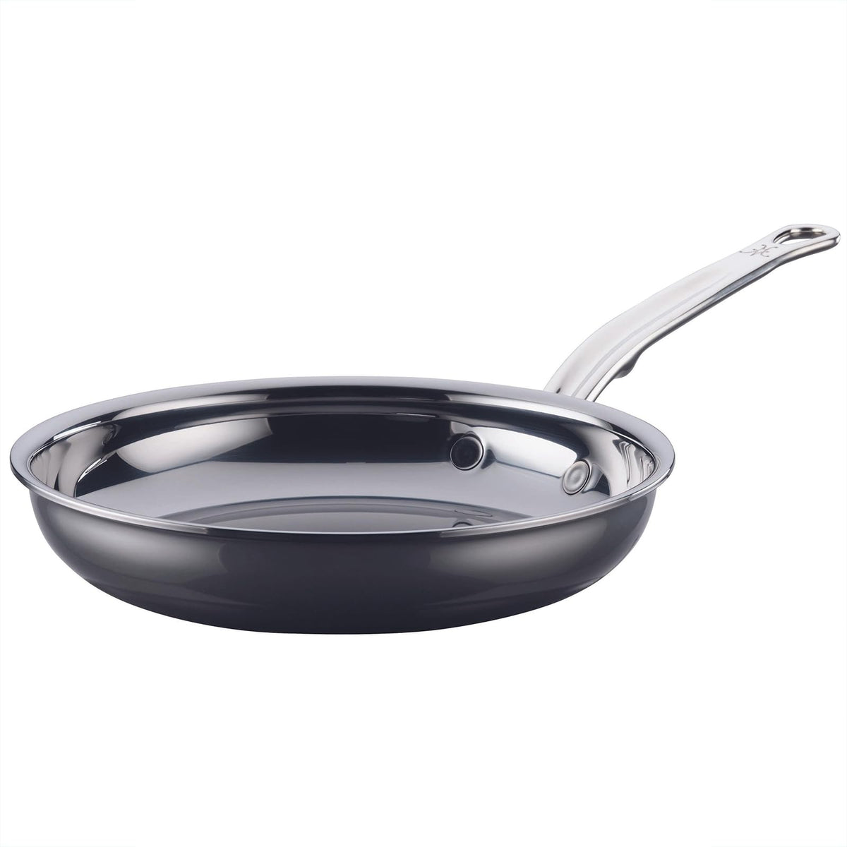 Hestan poêle face avant offrant cuisson uniforme et robustesse