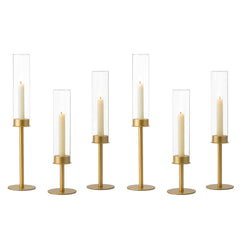 Hewory chandeliers ensemble face montrant design doré et élégance