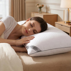 Higoom oreiller posé sur lit illustrant soutien confortable pour dormir