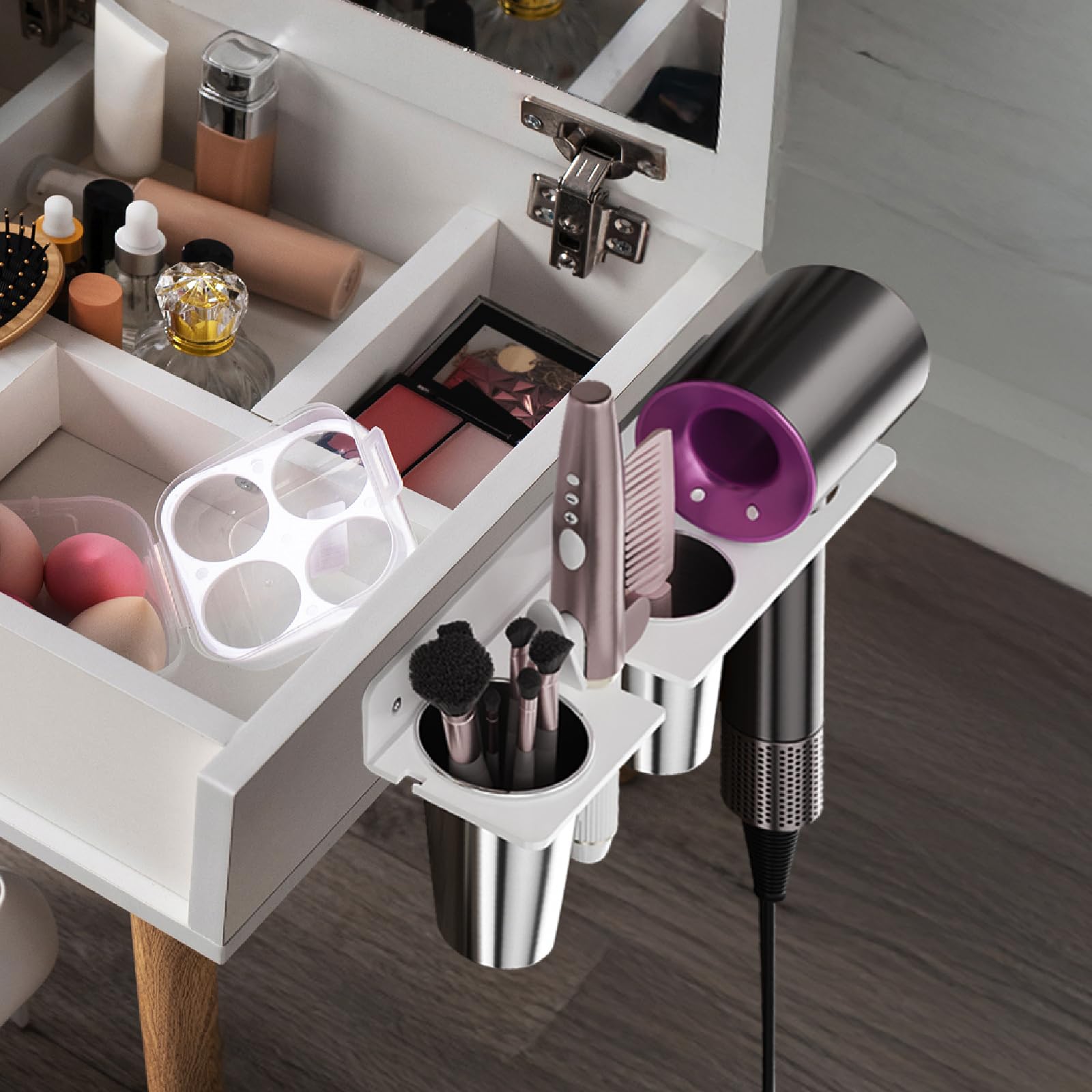 HIIMIEI usage avec un sèche-cheveux placé et accessible pour gagner du temps