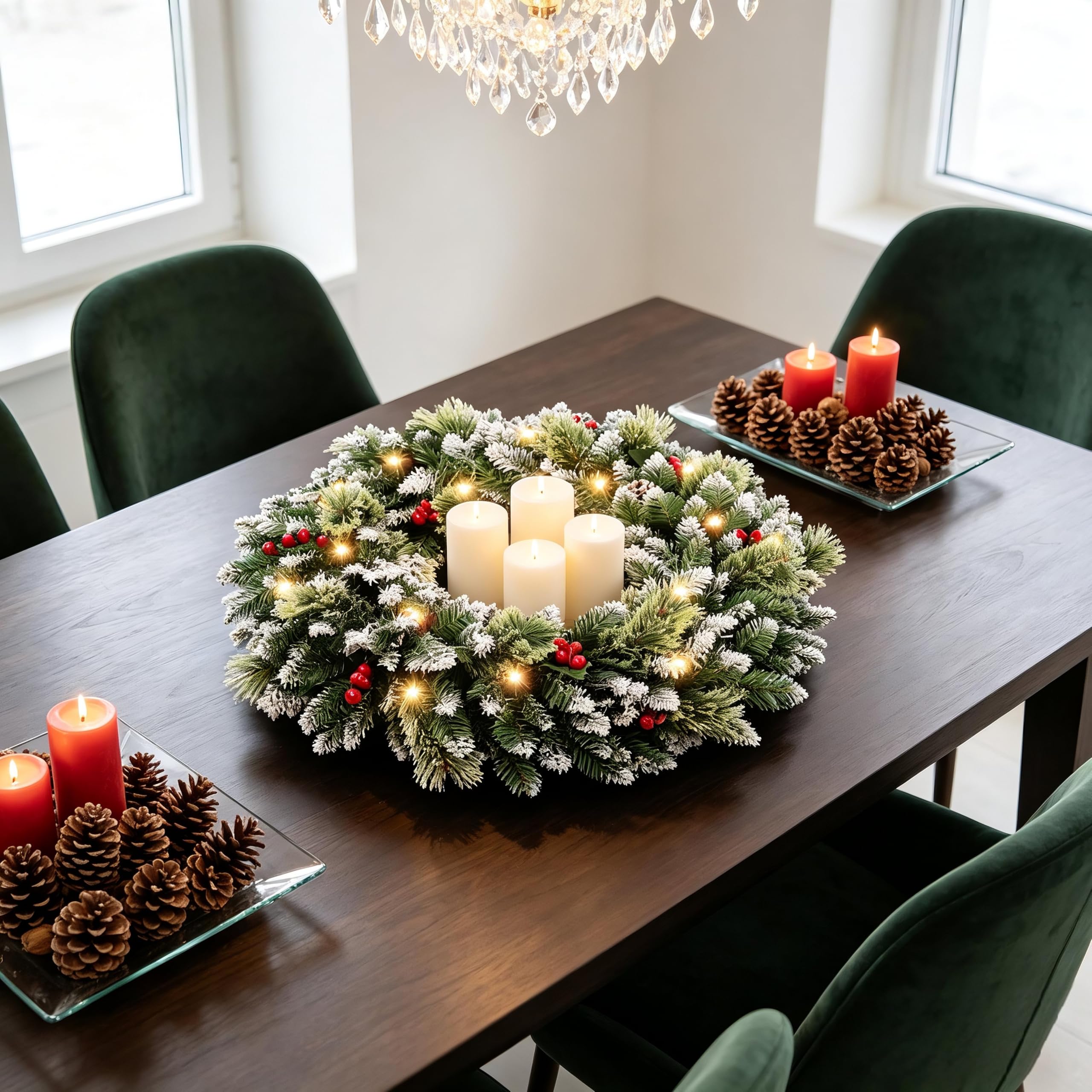 HipTree posée sur manteau chandelle et décor festif élégant
