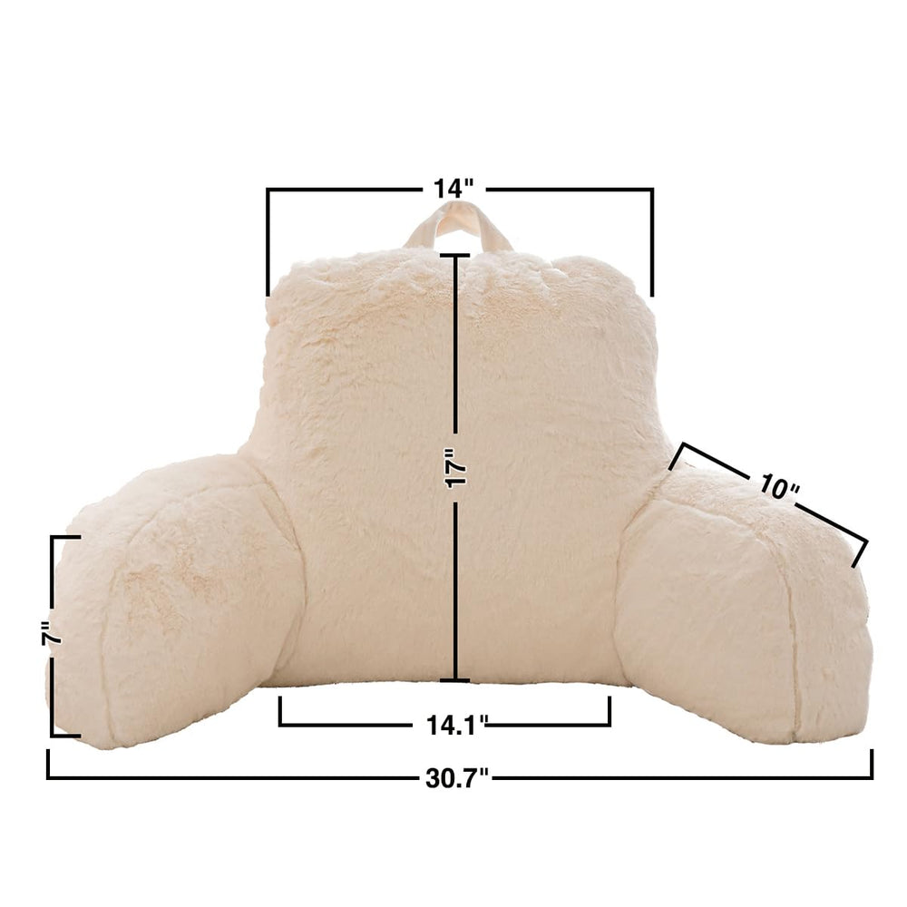 Gros plan de la texture fausse fourrure Holawakaka pour toucher doux