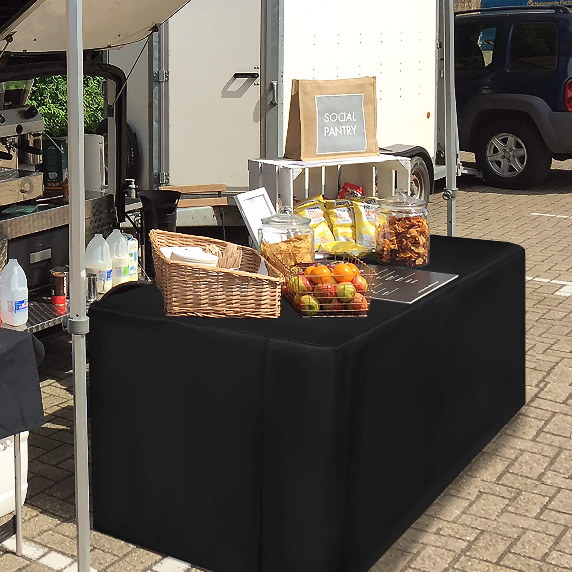 HolidayIdeas nappe en usage sur stand salon pour présentation propre