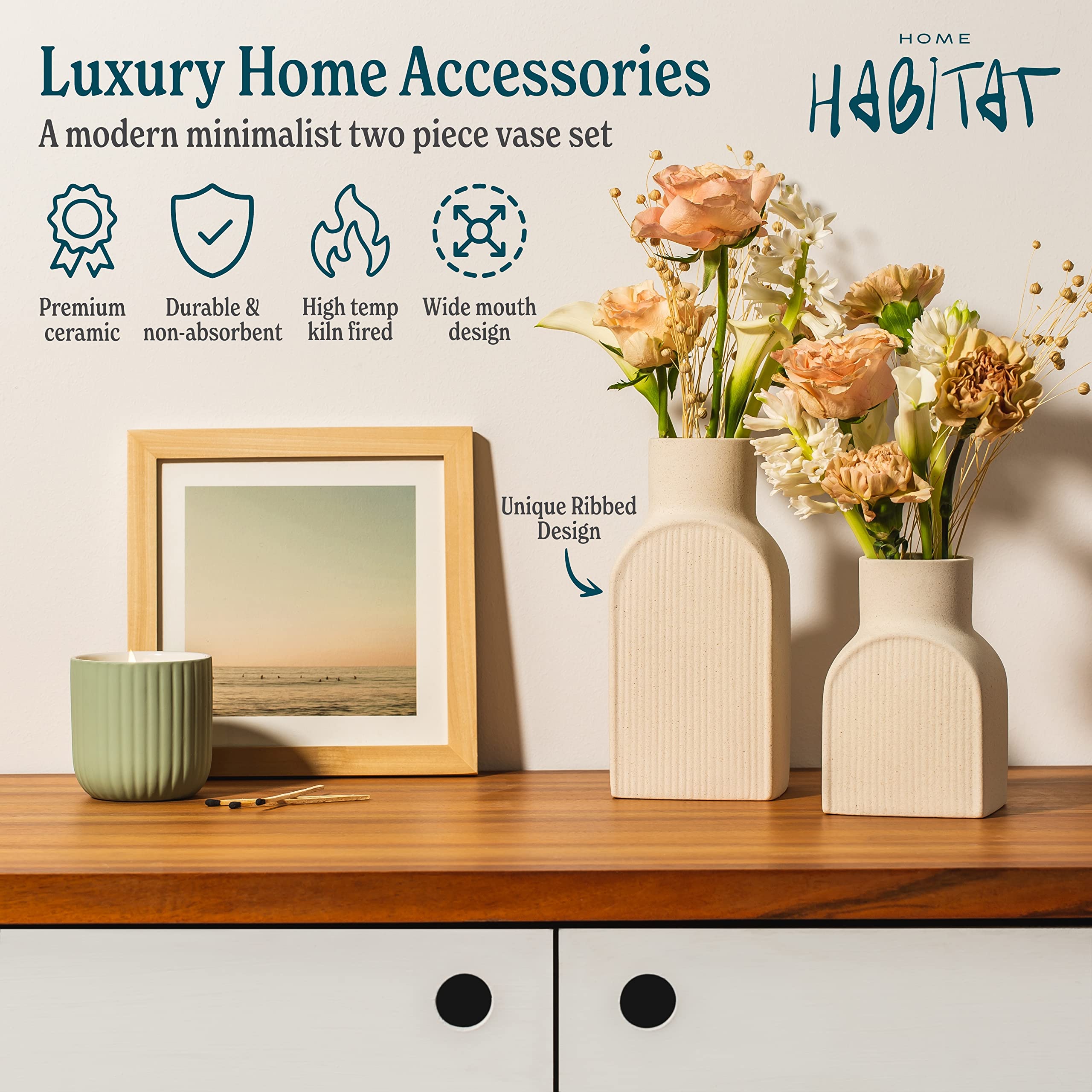 Home Habitat vase décoré de pampas séchées soulignant l’aspect naturel et longue tenue