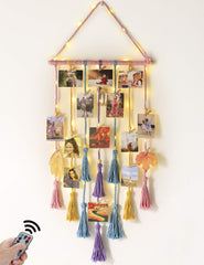 Homecor panneau macramé face avant montrant collage photo et ambiance cosy