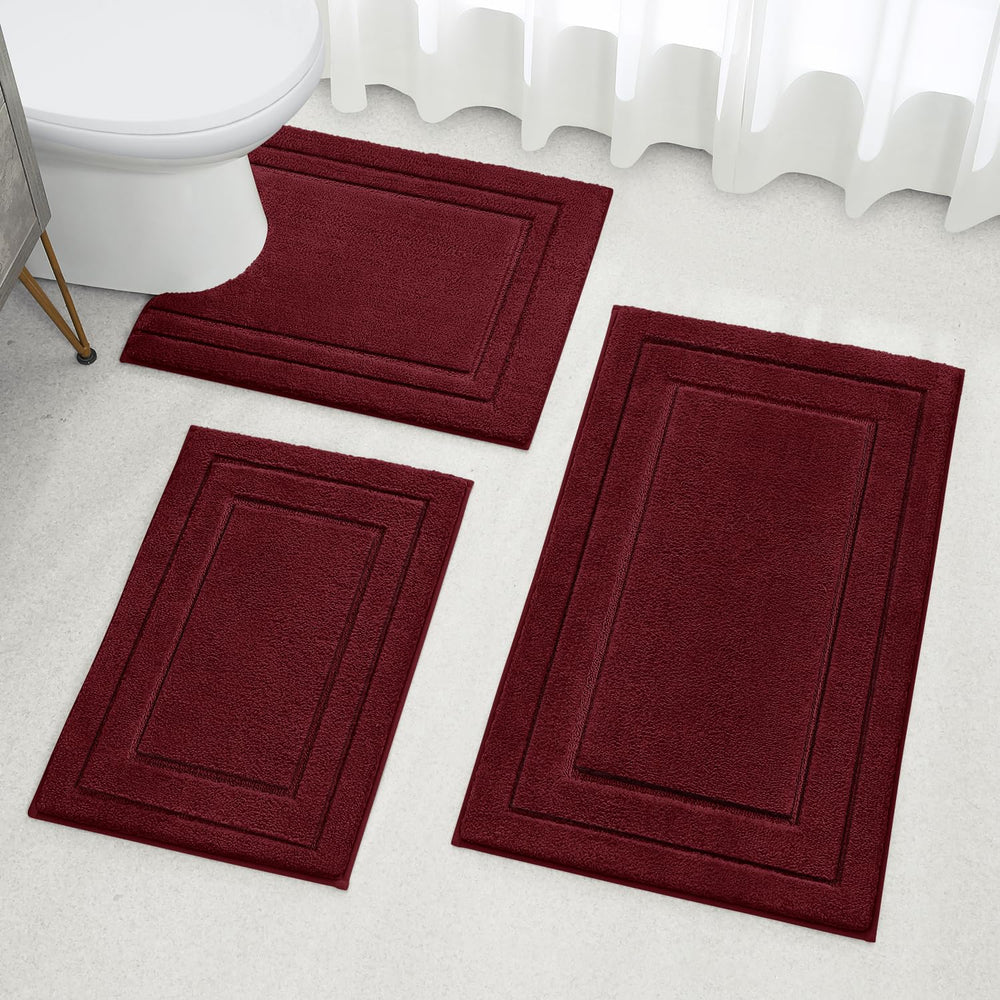 HOMEIDEAS tapis rouge dans salle de bain aménagée, chaleur décorative
