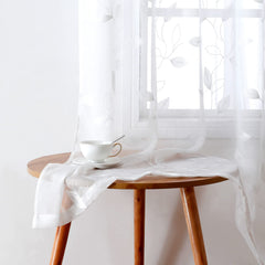HOMEIDEAS voilage blanc face avant montrant tombé élégant et luminosité