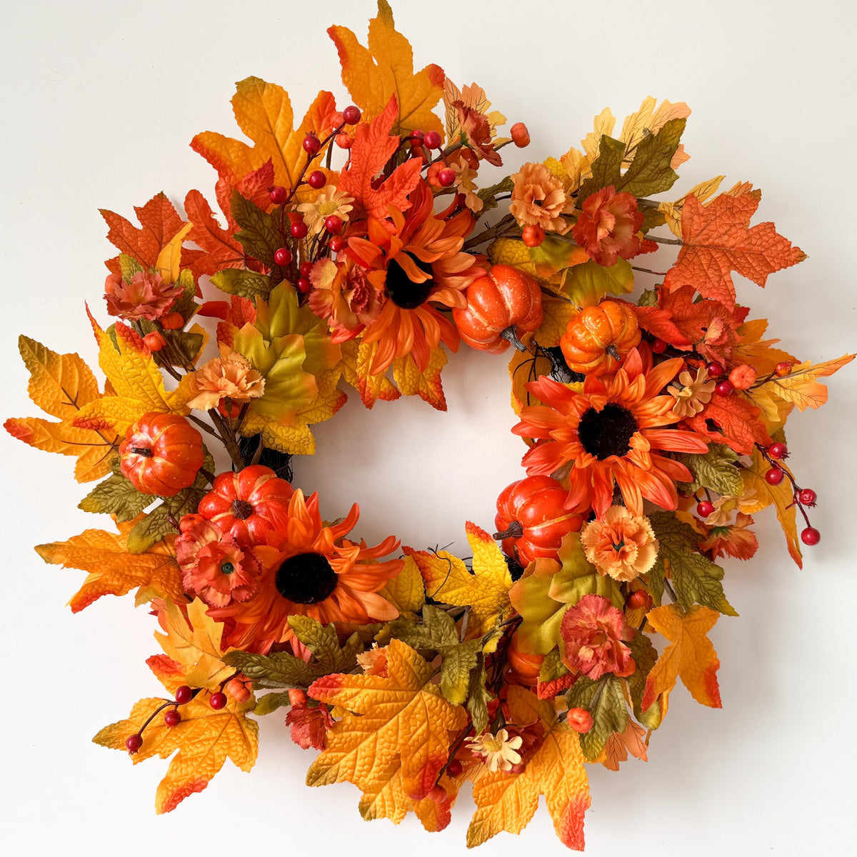 HomeKaren couronne automne face accueil chaleureux pour porte