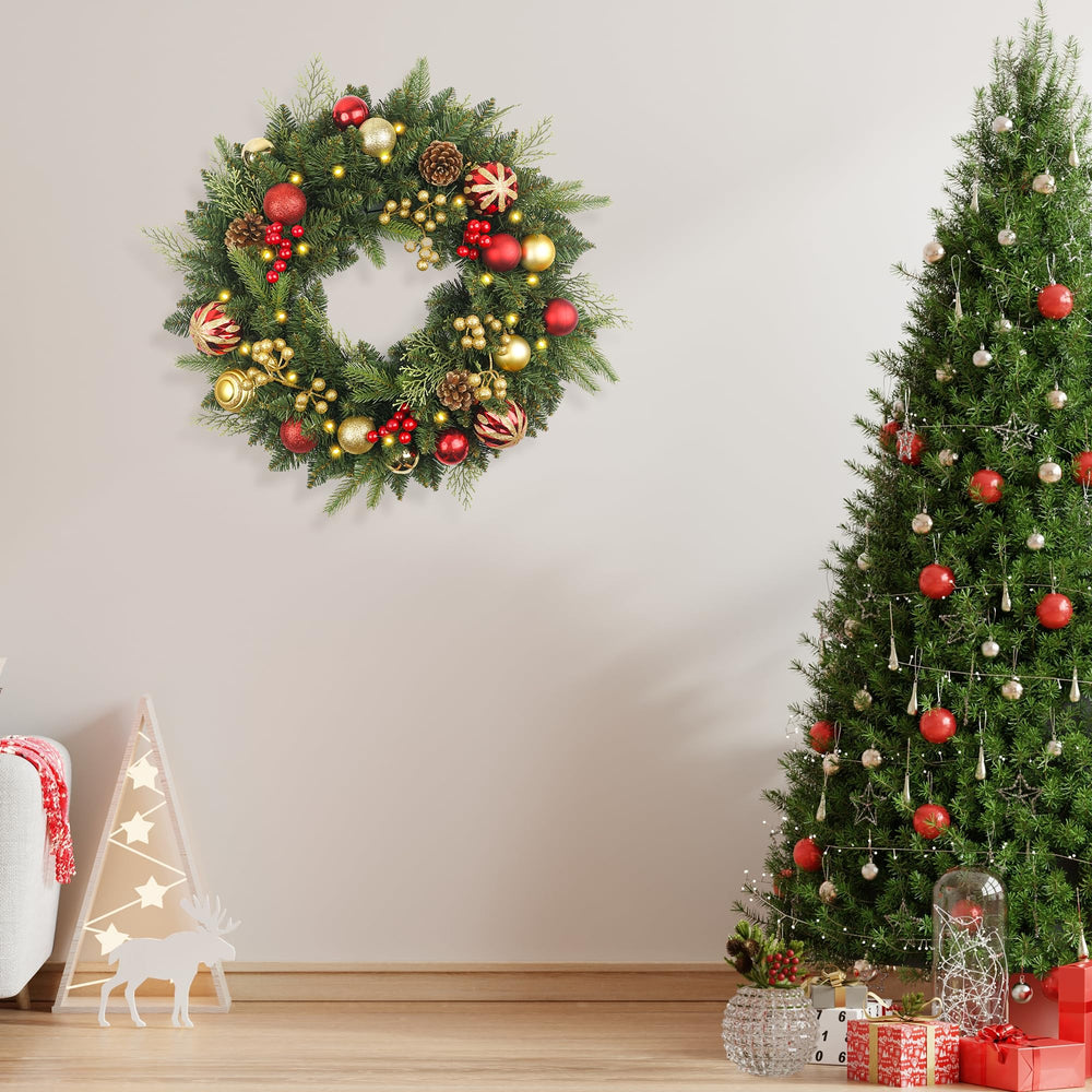 HomeKaren mise en scène salon et manteau, décoration de Noël harmonieuse