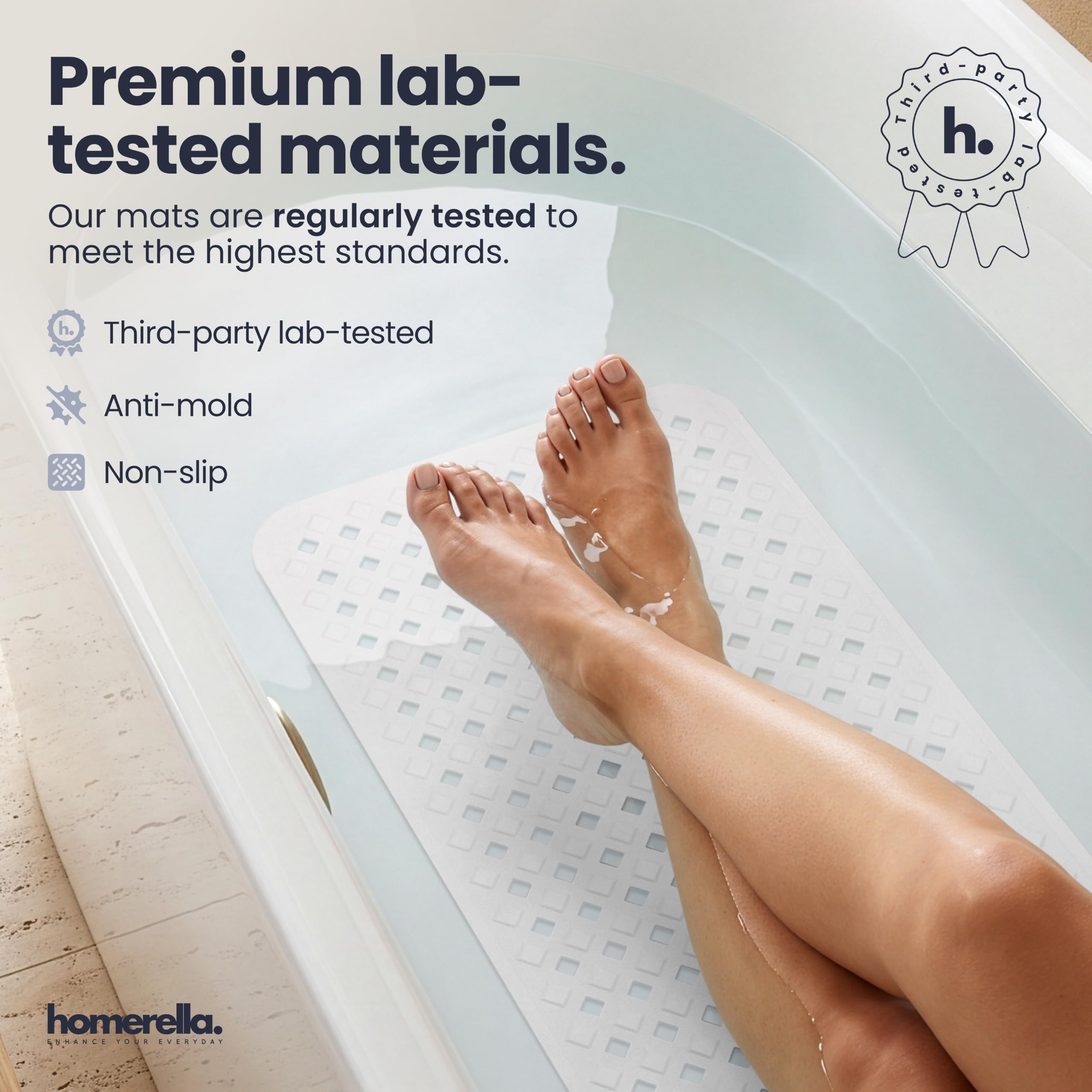 Homerella dans une salle de bain stylée montrant intégration au quotidien