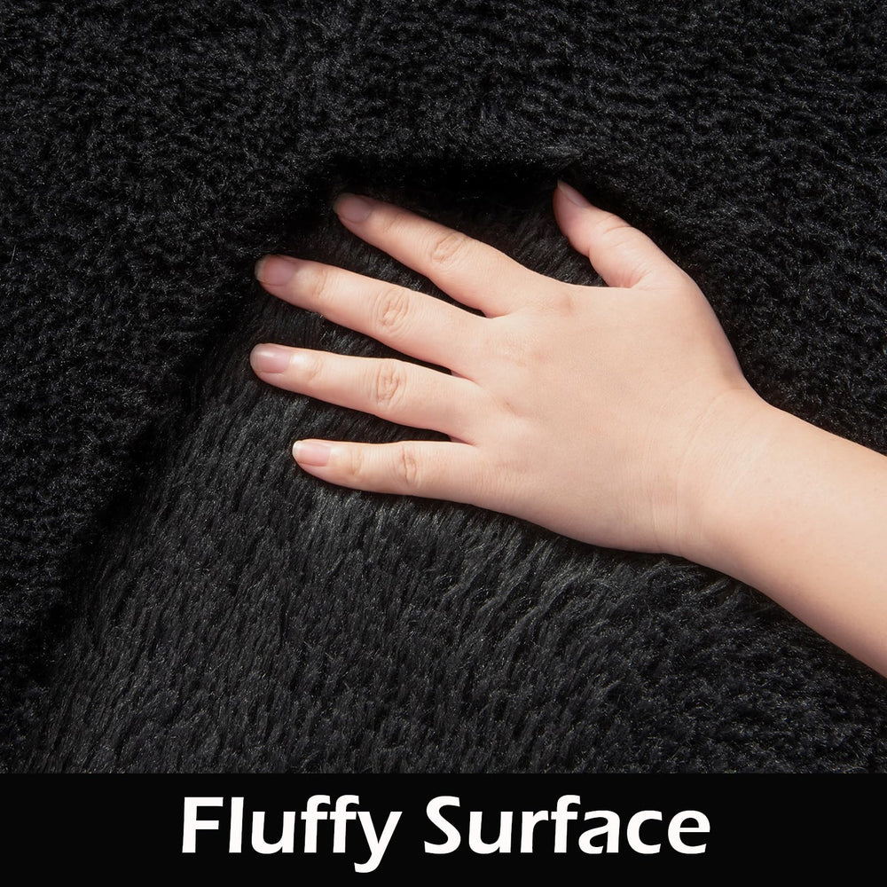 HOMORE tapis noir en salon apportant ambiance cosy