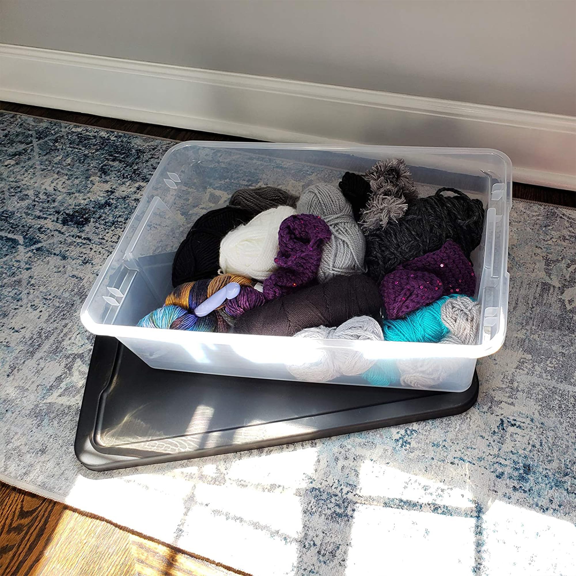 HOMZ mise en situation sur un bureau montrant rangement propre et ordonné