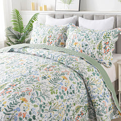 HoneiLife vue frontale de la couette King montrant design floral et tombé élégant