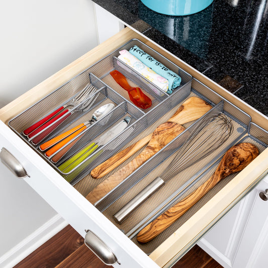 Honey-Can-Do gros plan sur la maille acier durable pour un rangement résistant