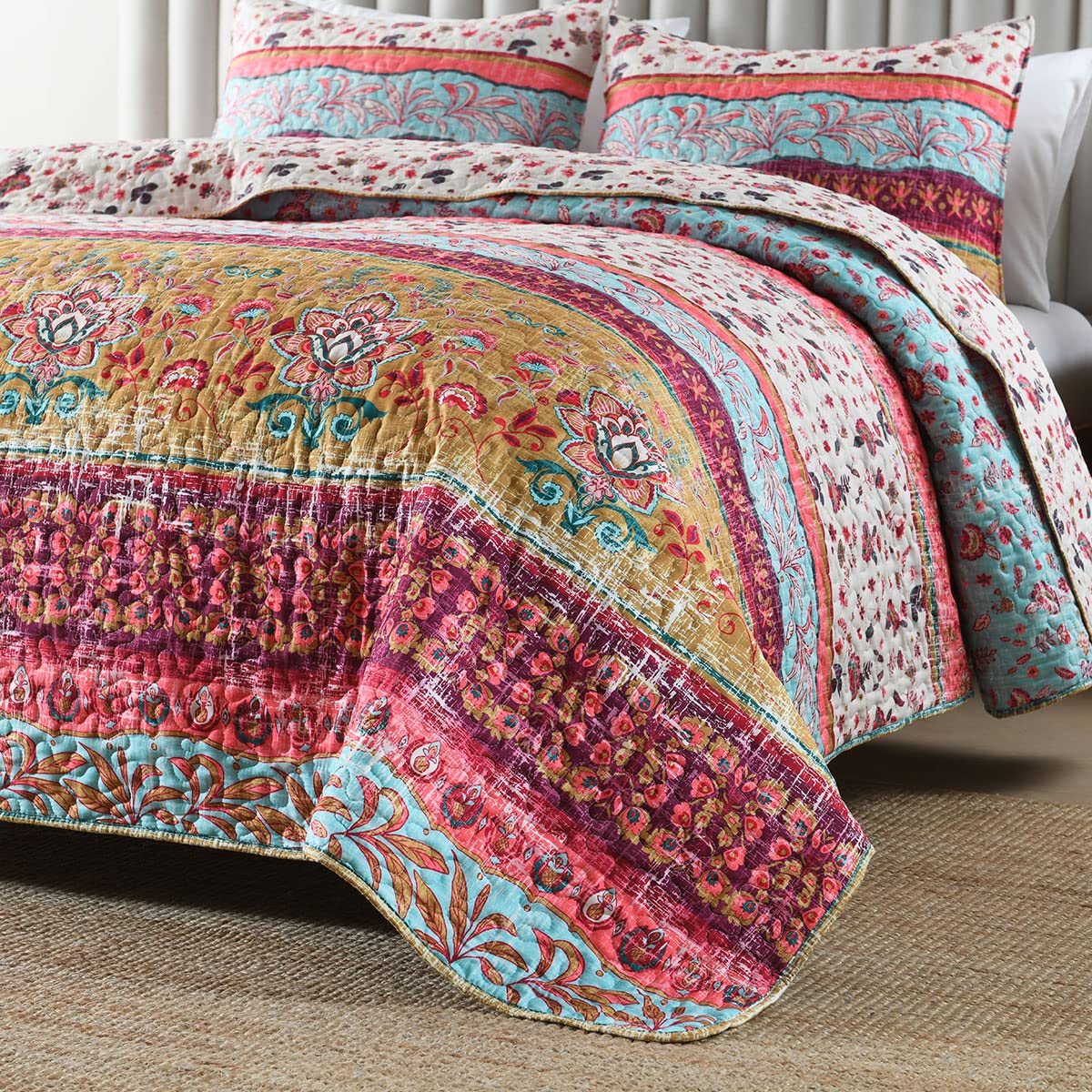 HORIMOTE HOME comparaison taille couvre-lit montrant couverture oversize
