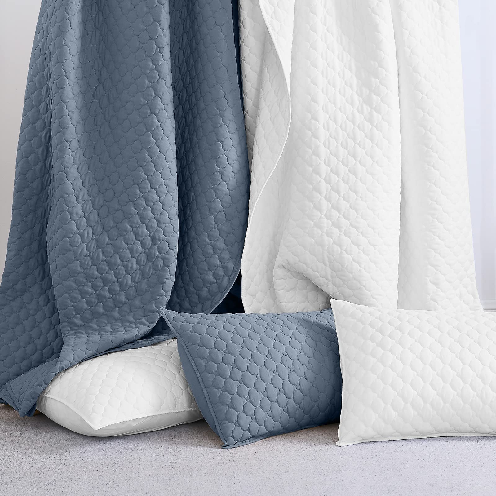 HORIMOTE HOME comparaison taille queen, couvre correctement le lit