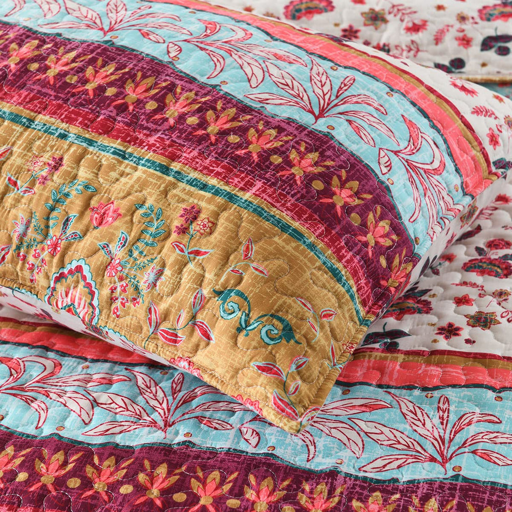 HORIMOTE HOME taies assorties sur lit complètent le style bohème coordonné