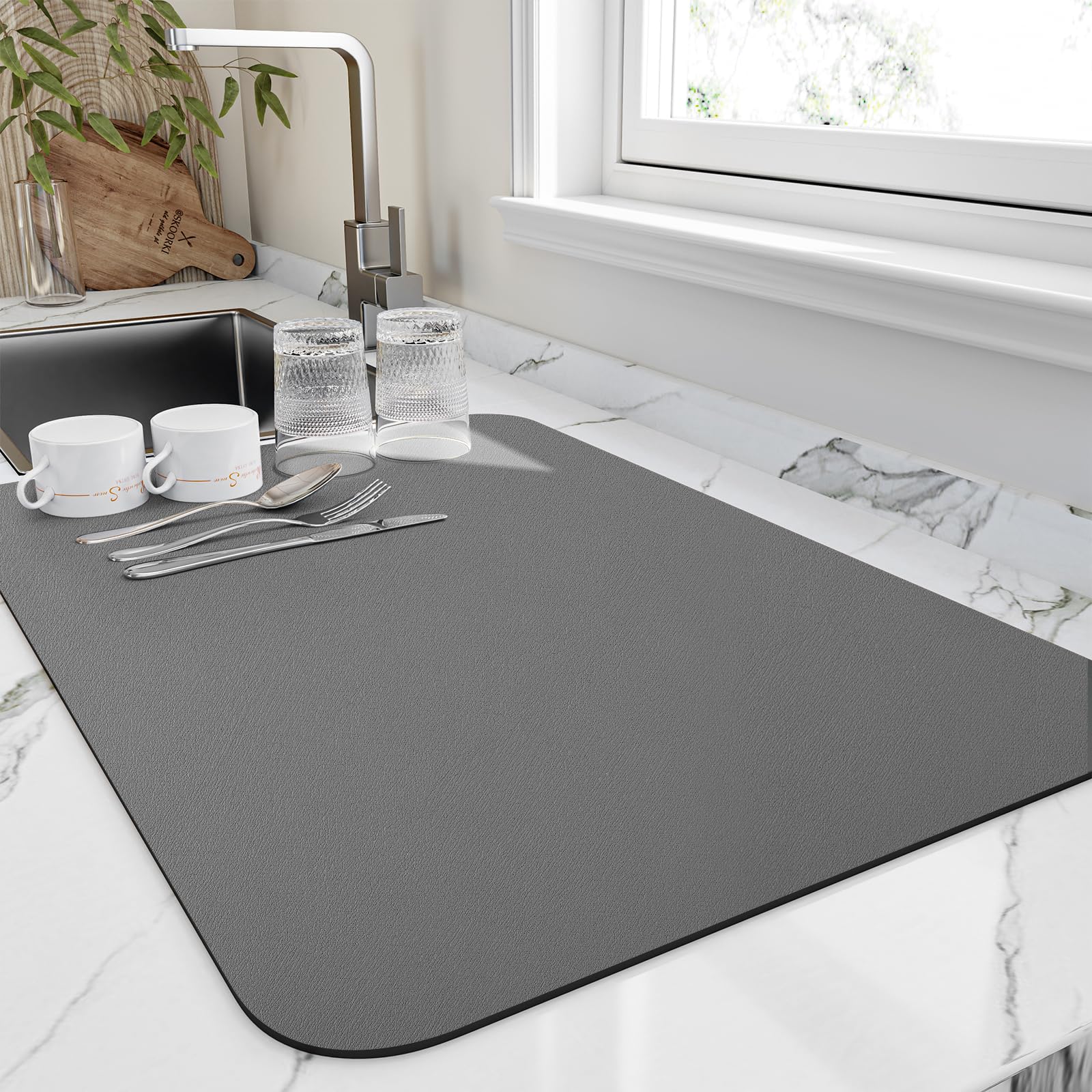 HotLive tapis avant vue couleur gris foncé protège plan de travail et sèche vite