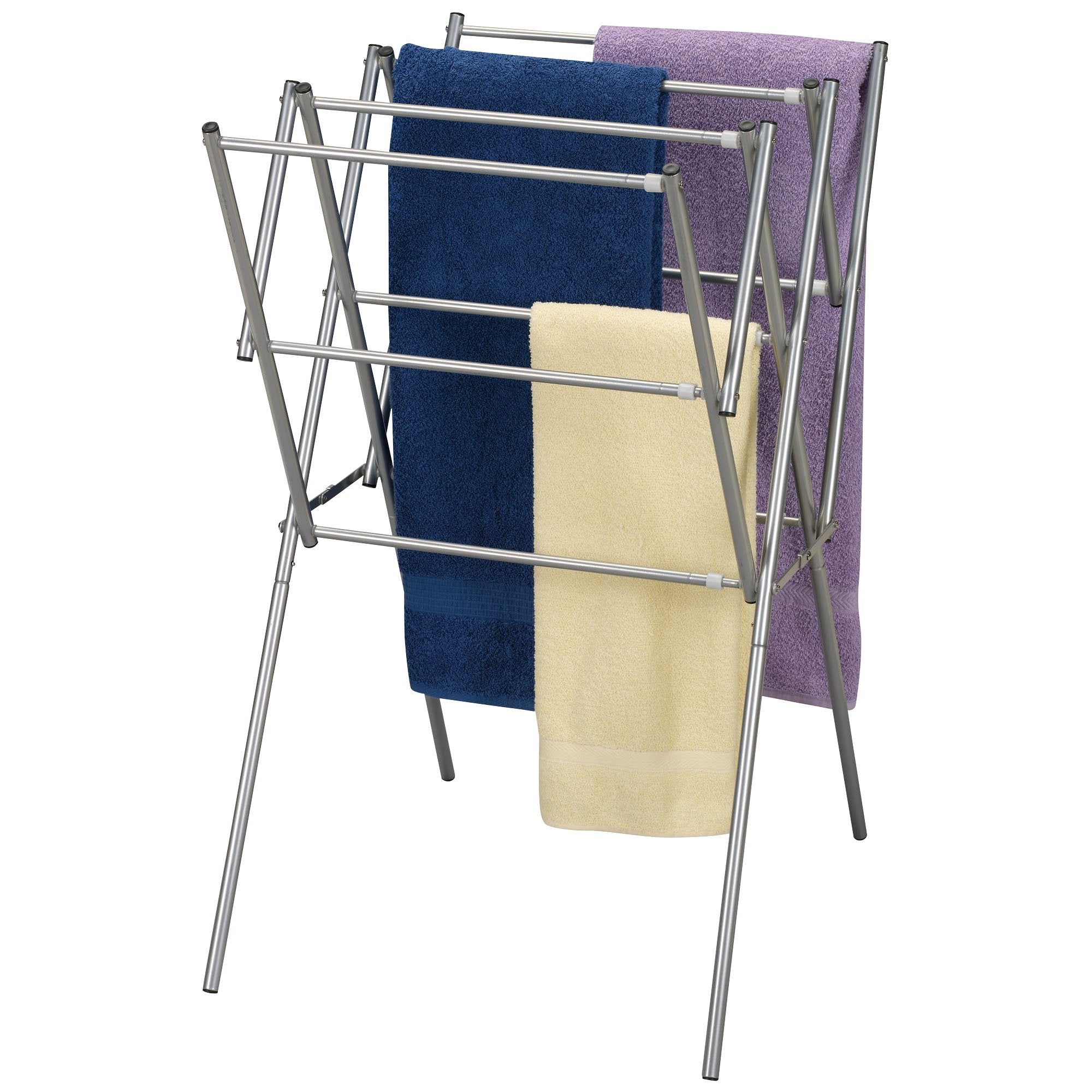 Household Essentials étendoir près d'une chaise pour comparaison d'échelle