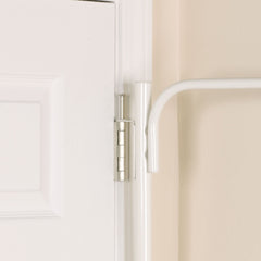 Household Essentials Hinge It à côté d'un mètre ruban pour évaluer 70 pouces, gain d'espace vertical
