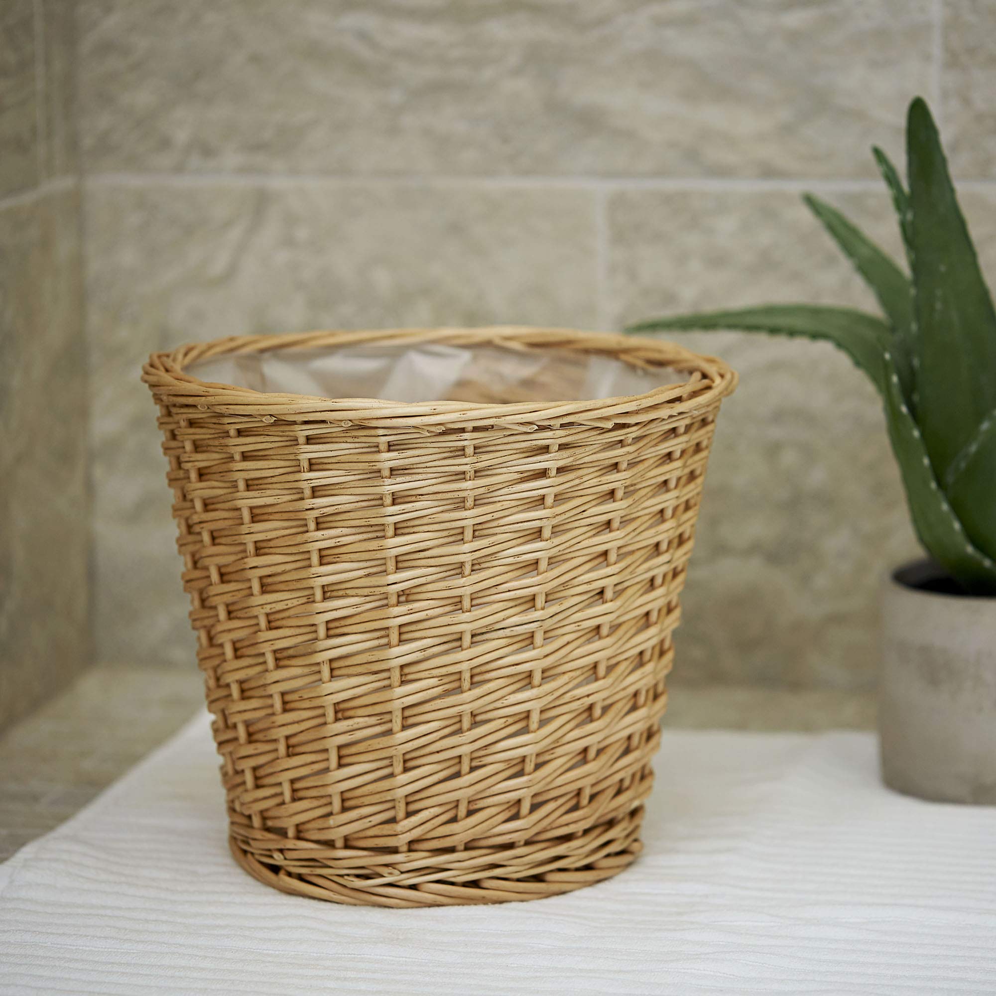 Household Essentials bord en spirale détaillé apportant finition décorative résistante