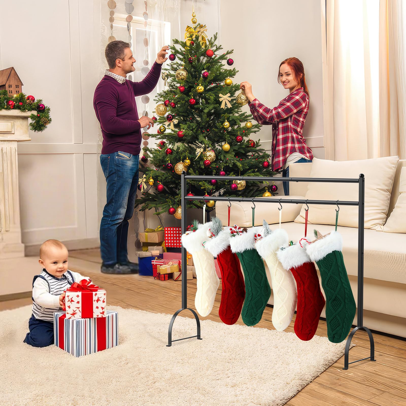 Housolution mise en scène salon près du sapin montrant effet décoratif festif