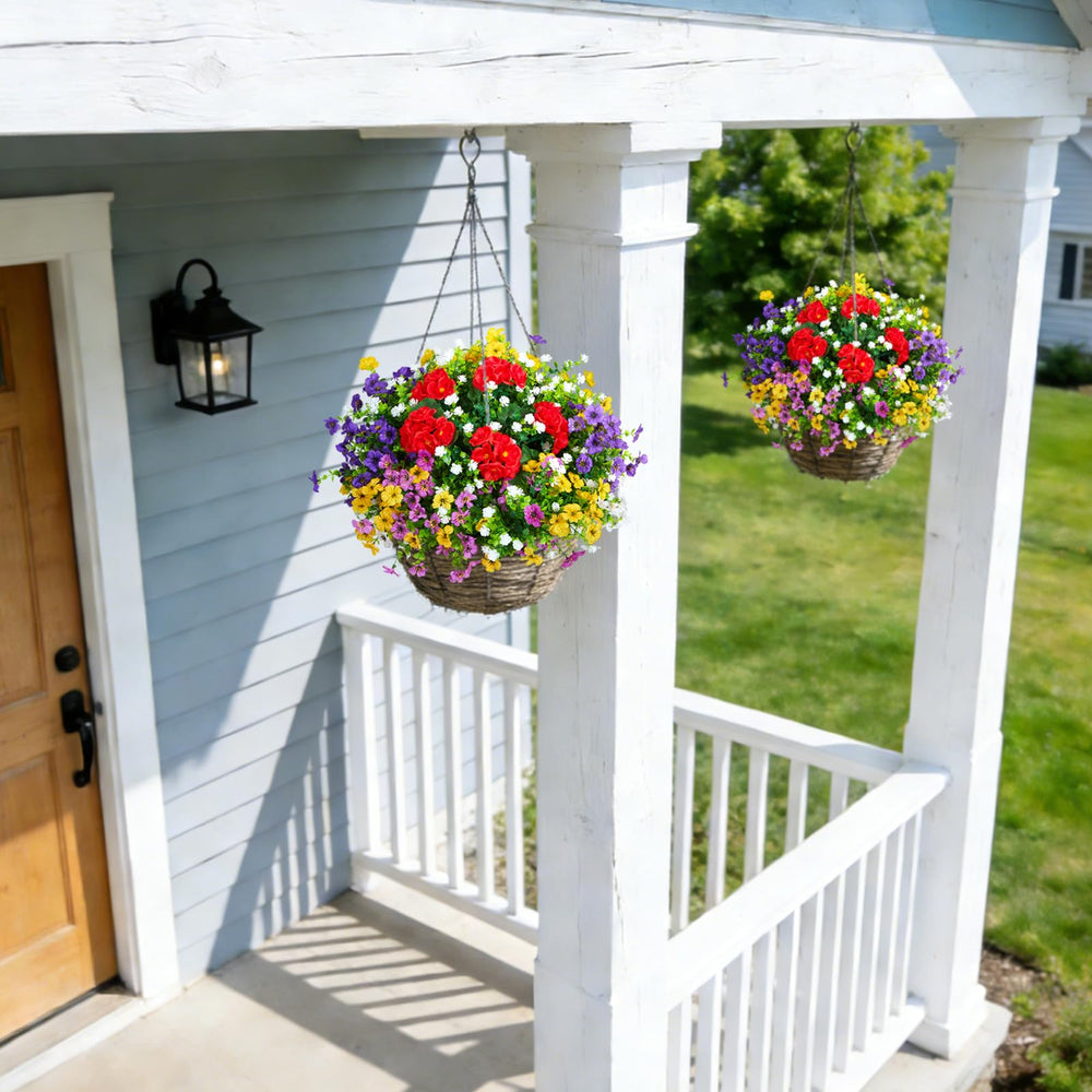 Hrobek bouquets en vase sur terrasse, décoration stable toute saison