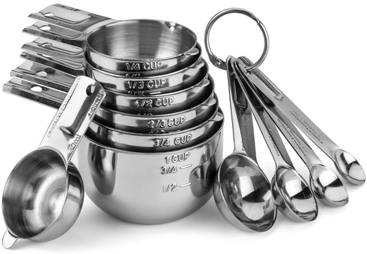 Hudson Essentials vue frontale du set empilable, rangement compact