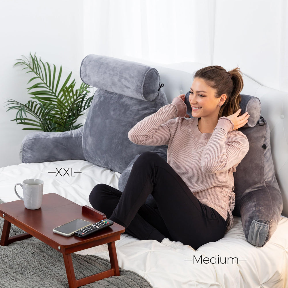 Husband Pillow XXL utilisé pour lire au lit posture droite confortable