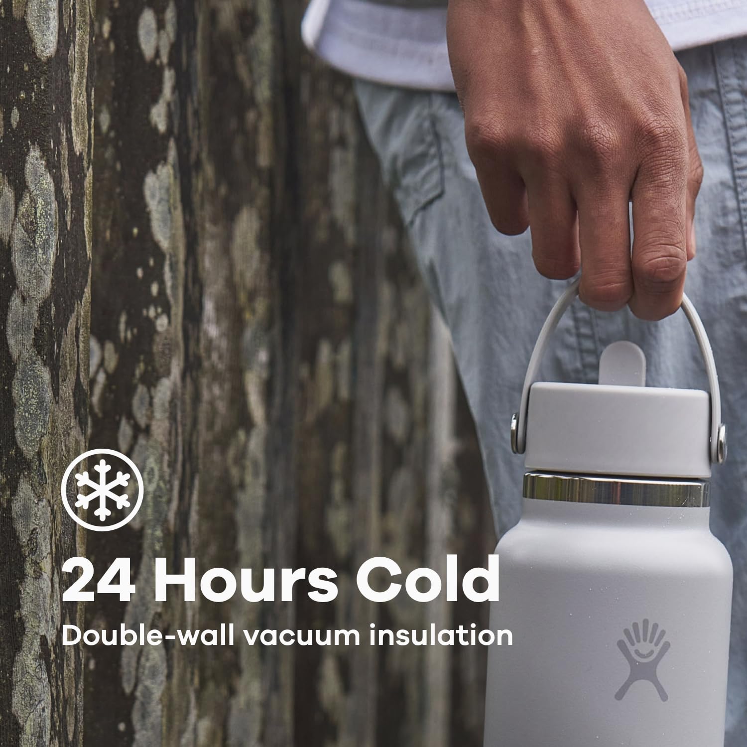 Hydro Flask en randonnée illustrant prise à une main et confort