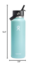 Hydro Flask gros plan sur le bouchon Flex Straw fermé montrant l'étanchéité et l'usage facile