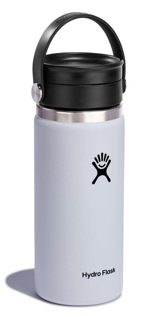 Hydro Flask gros plan sur bouchon Flex Sip assurant fermeture étanche facile